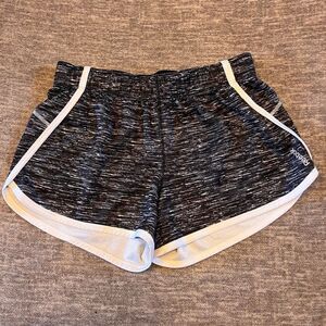 Reebok Sz Medium Speedwick Shorts Black and White